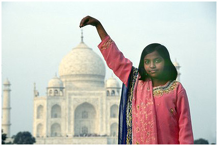Agra_2_i.jpg - Vor dem Taj Mahal in Agra