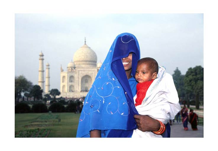 Indien_Taj-Mahal.jpg - Vor dem Taj Mahal in Agra (Indien)