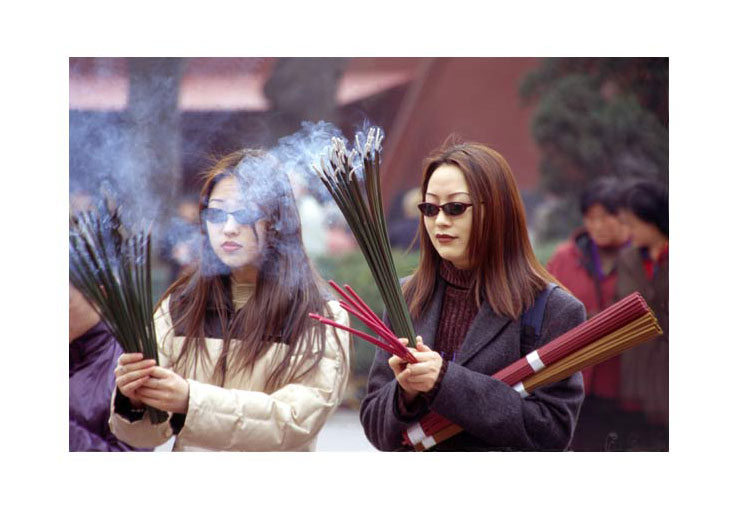 China_Andacht.jpg - Andacht im Kloster (China)